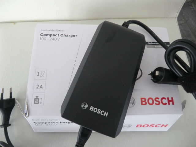 helpen gips Absorberend Bosch E-bike Mini Lader ,compact Charger 2Amp ,,Active-line ,,  Performance-line Koopje - Delta Bikes