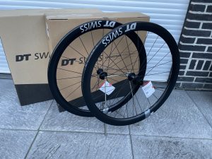 DT Swiss ERC 1400 Dicut 45mm disc  Carbon wielset  > Voorjaars Deal