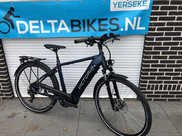 Victoria 12.9 E-bike ,,, eTrekking ,,, Bosch Performance CX Motor 85nm ,,  Accu 625watt ,, Herenfiets Frame maat 50cm Modelj. 21/22 - Delta Bikes