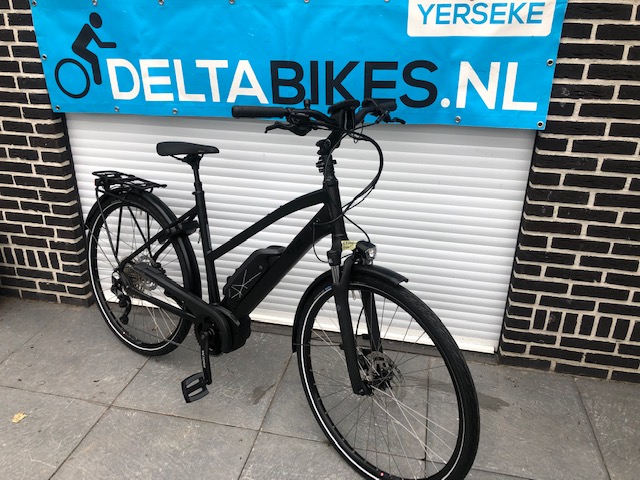 Victoria 6.5 E-bike eTrekking Bosch Active-line plus ,, accu 500 watt ,,  Trapeze 53cm Modeljaar 2021 - Delta Bikes